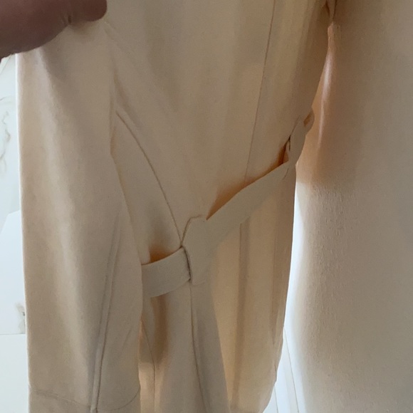 BRAND NEW GUESS COAT - Picture 5 of 6